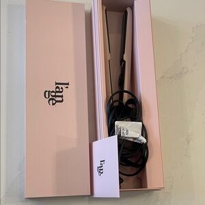 Lange Hair Tool in Cream Box